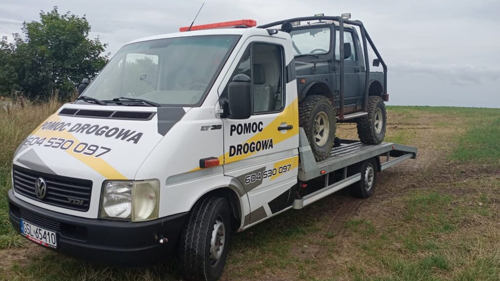 pomoc drogowa w terenie